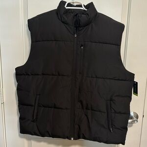 Tek Gear - Men’s - insulated puffer vest - XL - Black - NWT